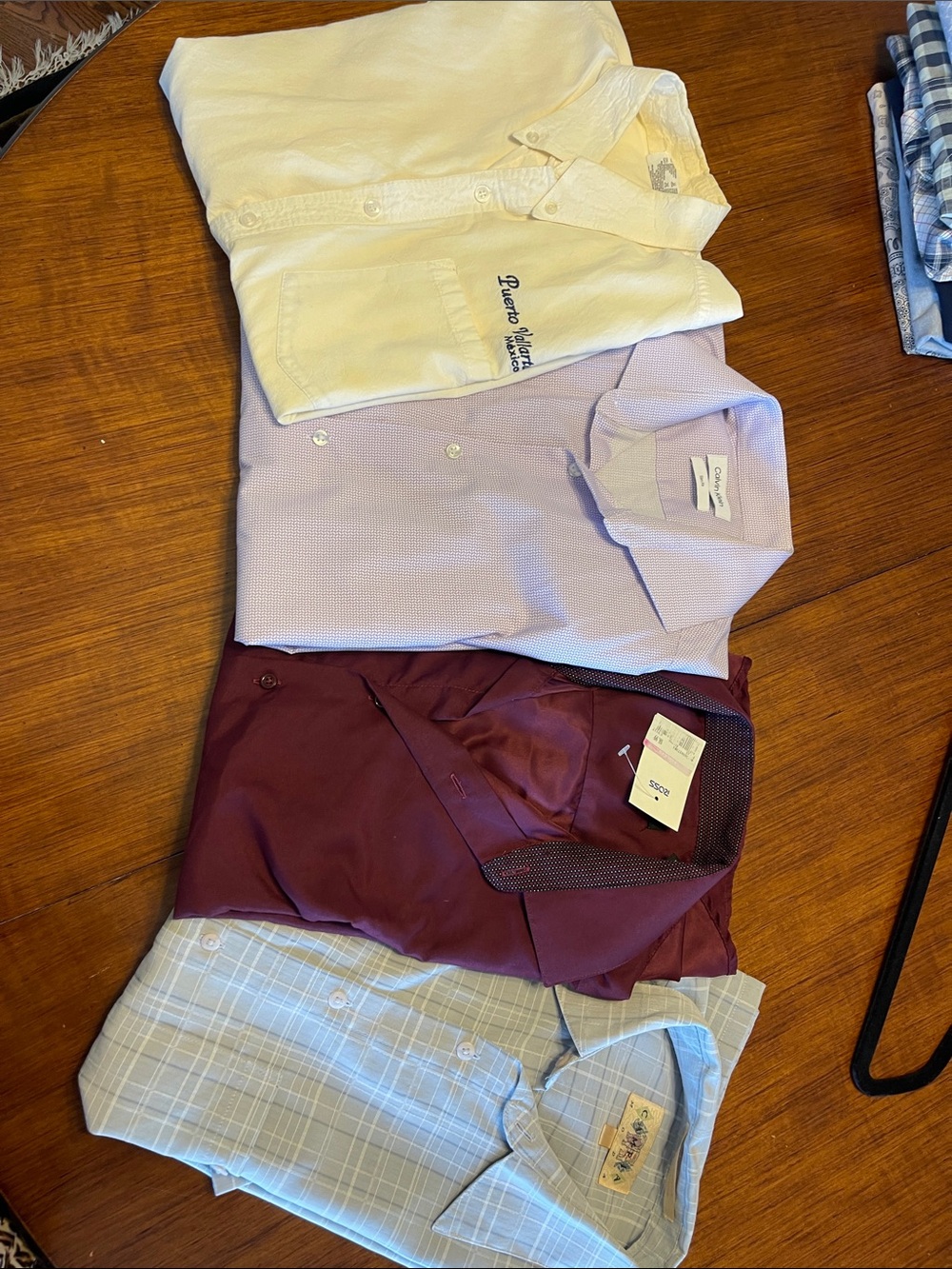 This listing is for a bundle of 4 shirts sold together.